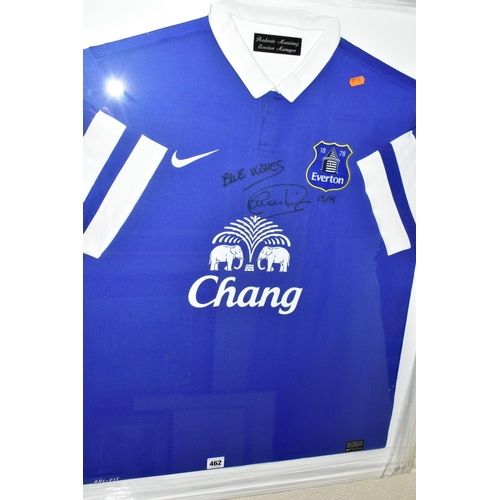 462 - A FRAMED EVERTON FOOTBALL SHIRT SIGNED BY ROBERTO MARTINEZ, signature with 'Blue Wishes 13/14', meta... 