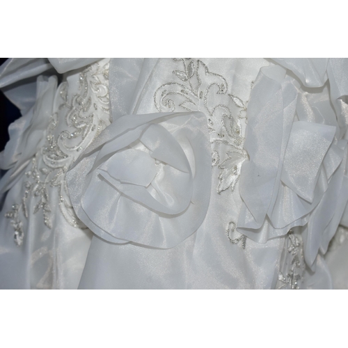 258 - WEDDING DRESS, end of season stock clearance (may have slight marks or very minor damage) size 8, ch... 