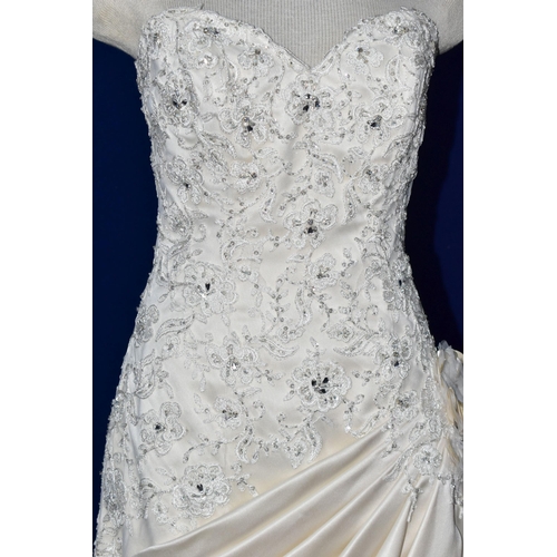 259 - WEDDING DRESS, end of season stock clearance (may have slight marks or very minor damage) size 10, c... 