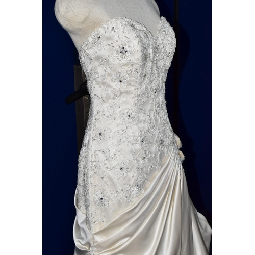 259 - WEDDING DRESS, end of season stock clearance (may have slight marks or very minor damage) size 10, c... 