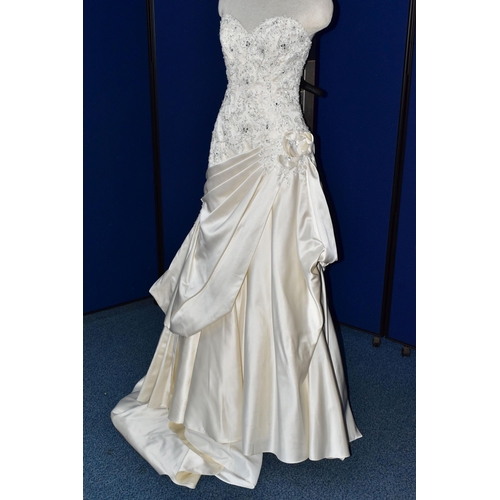 259 - WEDDING DRESS, end of season stock clearance (may have slight marks or very minor damage) size 10, c... 