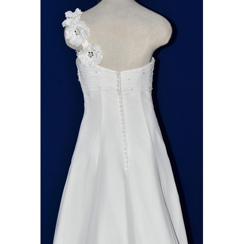 267 - WEDDING DRESS, end of season stock clearance (may have slight marks or very minor damage) size 10, c... 