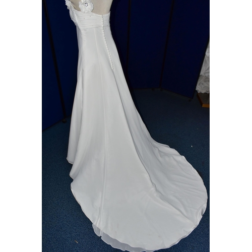 267 - WEDDING DRESS, end of season stock clearance (may have slight marks or very minor damage) size 10, c... 