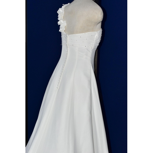 267 - WEDDING DRESS, end of season stock clearance (may have slight marks or very minor damage) size 10, c... 