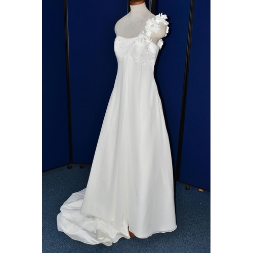 267 - WEDDING DRESS, end of season stock clearance (may have slight marks or very minor damage) size 10, c... 