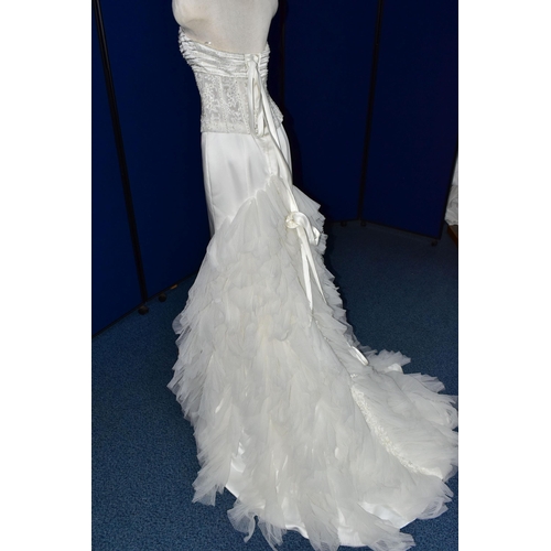 268 - WEDDING DRESS, end of season stock clearance (may have slight marks or very minor damage) size 8, un... 