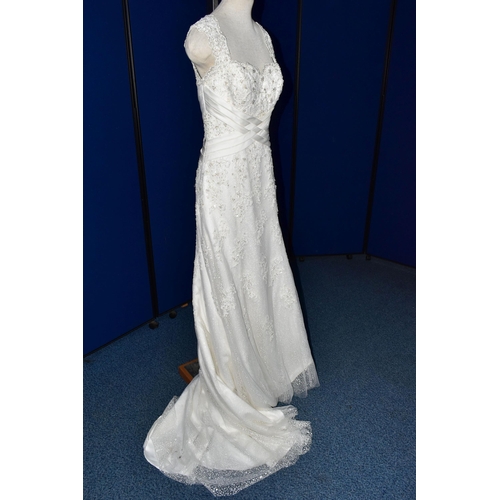 269 - WEDDING DRESS, end of season stock clearance (may have slight marks or very minor damage) size 8, sw... 