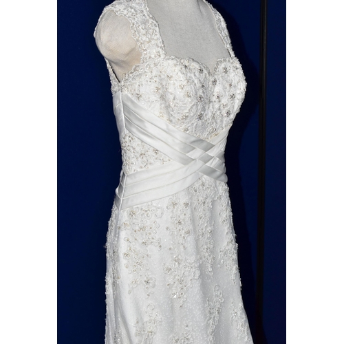 269 - WEDDING DRESS, end of season stock clearance (may have slight marks or very minor damage) size 8, sw... 