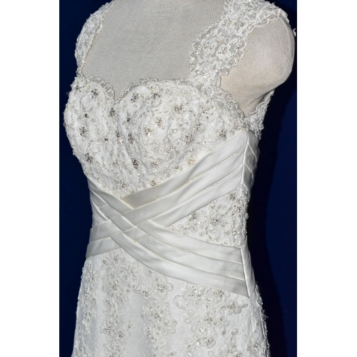 269 - WEDDING DRESS, end of season stock clearance (may have slight marks or very minor damage) size 8, sw... 