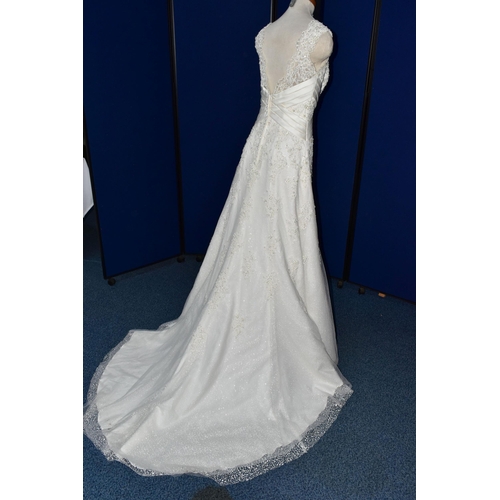 269 - WEDDING DRESS, end of season stock clearance (may have slight marks or very minor damage) size 8, sw... 