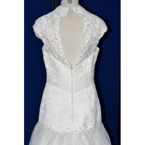 270 - WEDDING DRESS, end of season stock clearance (may have slight marks or very minor damage) size 8/10 ... 