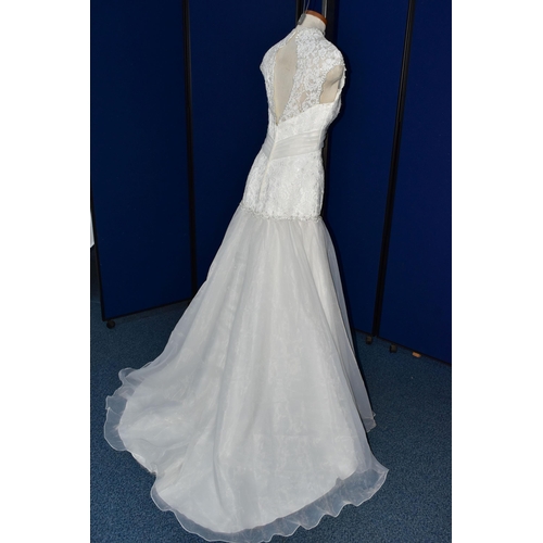 270 - WEDDING DRESS, end of season stock clearance (may have slight marks or very minor damage) size 8/10 ... 