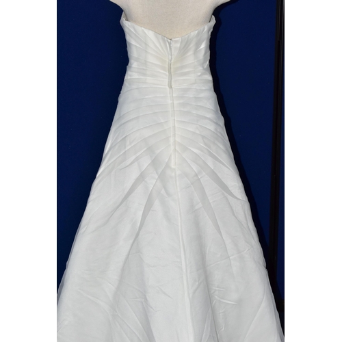 271 - WEDDING DRESS, end of season stock clearance (may have slight marks or very minor damage) size 8/10,... 