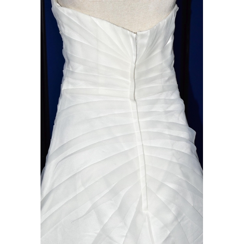 271 - WEDDING DRESS, end of season stock clearance (may have slight marks or very minor damage) size 8/10,... 