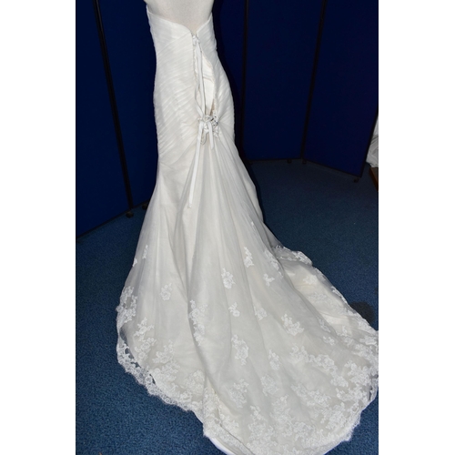 272 - WEDDING DRESS, end of season stock clearance (may have slight marks or very minor damage) Sophia Tol... 