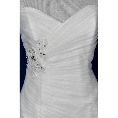 272 - WEDDING DRESS, end of season stock clearance (may have slight marks or very minor damage) Sophia Tol... 