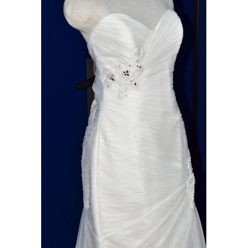 272 - WEDDING DRESS, end of season stock clearance (may have slight marks or very minor damage) Sophia Tol... 