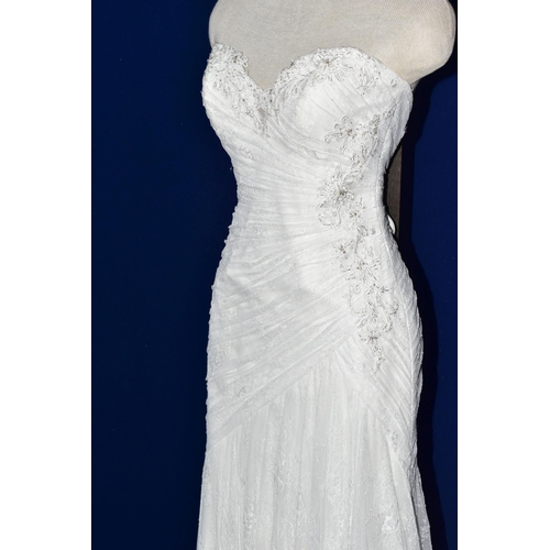 273 - WEDDING DRESS, end of season stock clearance (may have slight marks or very minor damage) size 6, iv... 