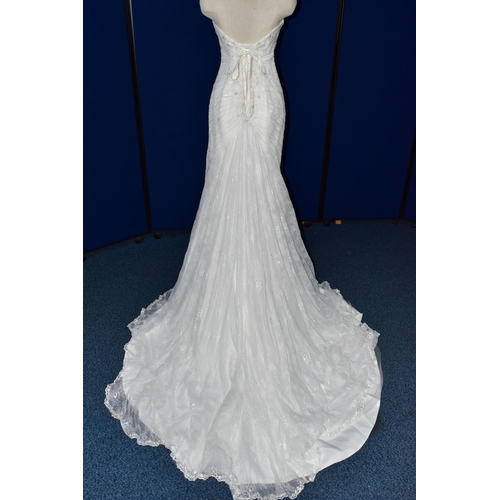 273 - WEDDING DRESS, end of season stock clearance (may have slight marks or very minor damage) size 6, iv... 