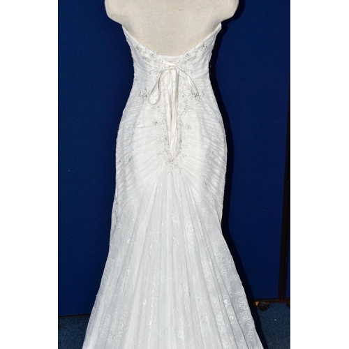 273 - WEDDING DRESS, end of season stock clearance (may have slight marks or very minor damage) size 6, iv... 