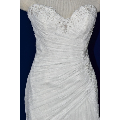 273 - WEDDING DRESS, end of season stock clearance (may have slight marks or very minor damage) size 6, iv... 