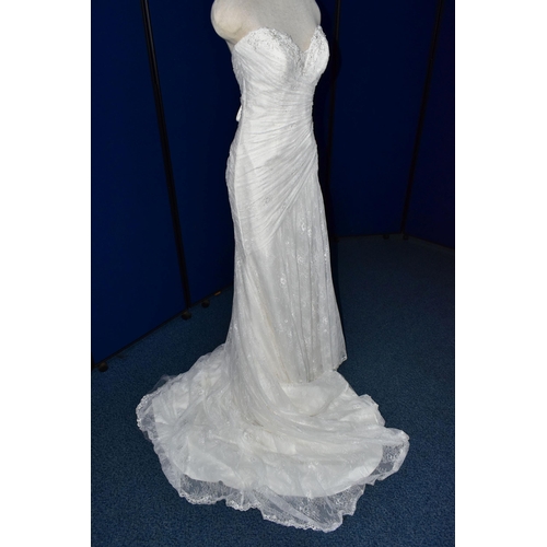 273 - WEDDING DRESS, end of season stock clearance (may have slight marks or very minor damage) size 6, iv... 