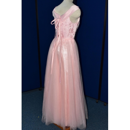 278 - WEDDING/SPECIAL OCCASION DRESS, end of season stock clearance (may have slight marks or very minor d... 