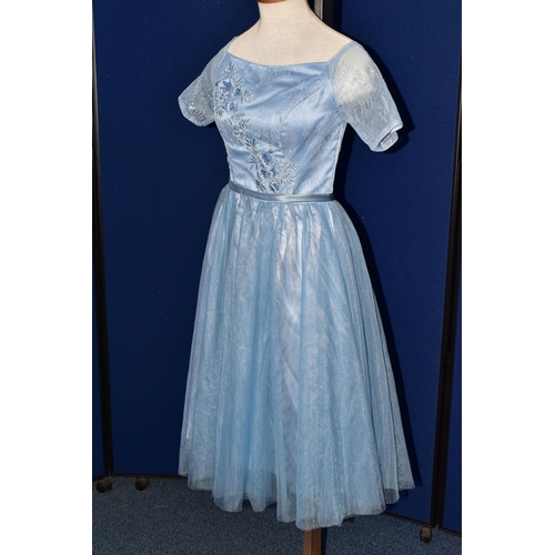 279 - WEDDING/SPECIAL OCCASION DRESS, end of season stock clearance (may have slight marks or very minor d... 