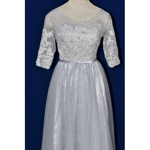 280 - WEDDING/SPECIAL OCCASION DRESS, end of season stock clearance (may have slight marks or very minor d... 