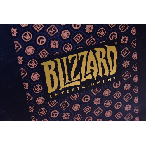 753 - BLIZZARD ENTERTAINMENT FLOATING LOGO HEXAGON EMPLOYEE EXCLUSIVE GIFT, employee exclusive gift that w... 