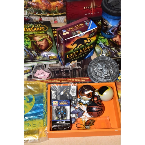 755 - QUANTITY OF BLIZZARD ENTERTAINMENT MERCHANDISE, including (but not limited to) clothing, books, acti... 