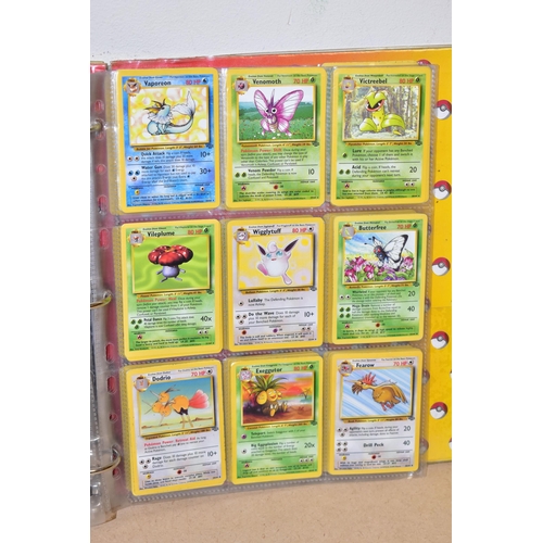 787 - NEAR COMPLETE POKEMON FOSSIL SET, NEAR COMPLETE POKEMON JUNGLE SET AND A QUANTITY OF PROMO AND TOPPS... 