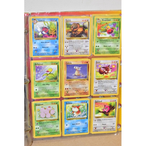 787 - NEAR COMPLETE POKEMON FOSSIL SET, NEAR COMPLETE POKEMON JUNGLE SET AND A QUANTITY OF PROMO AND TOPPS... 