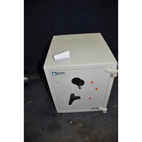 1128 - A CHUBB 2U58 019 SAFE with one key width 48cm depth 56cm height 58cm (VERY HEAVY)