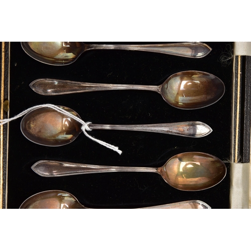 160 - A CASED SET OF SIX GEORGE V SILVER COFFEE SPOONS, A CASED SET OF SIX SILVER KINGS PATTERN TEA KNIVES... 