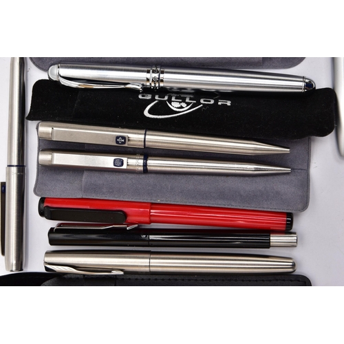 76 - AN ASSORTMENT OF FOUNTAIN PENS, to include a 'Yves Saint Laurent' fountain pen, four 'Jinhao' founta... 