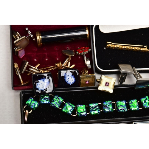 89 - A BOX OF ASSORTED COSTUME JEWELLERY, to include a cased pair of Wedgwood cufflinks, stamped 'Silver'... 