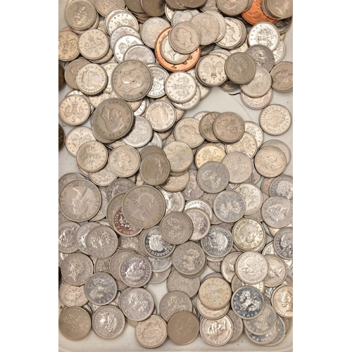 93 - A BOX OF ASSORTED COINS, to include a boxed 'Old Hall trinket dish', a quantity of modern British fi... 