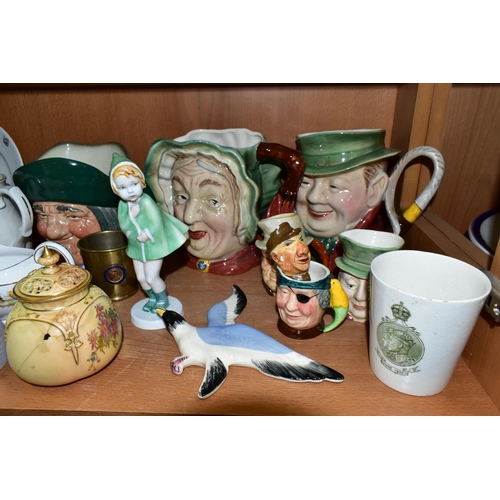 356 - AN AYNSLEY TEAWARES AND ASSORTED CERAMICS, comprising a Royal Worcester Days Of The Week 'Saturday G... 