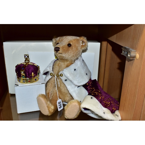 375 - A BOXED LIMITED EDITION STEIFF QUEEN ELIZABETH II CORONATION TEDDY BEAR, blonde growling bear, 66435... 