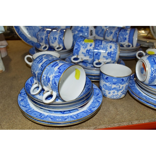 406 - A SET OF ROYAL WORCESTER BLUE AND WHITE 'WILLOW' PATTERN TEAWARES B389, comprising two cake plates, ... 