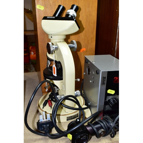 414 - WILD HEERBRUGG M11 BINOCULAR MICROSCOPE, complete with wooden box Kohler lamp and power supply? unte... 