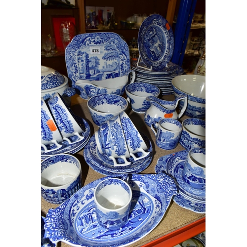 418 - A FIFTY EIGHT PIECE SPODE ITALIAN DINNER SERVICE, comprising a tureen, a souffle dish, a vegetable d... 