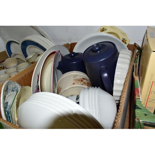 457 - SIX BOXES OF DINNERWARES AND ASSORTED  MID CENTURY CERAMICS, to include a yellow Midwinter coffee se... 