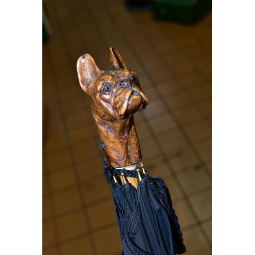 509 - AN EDWARDIAN UMBRELLA WITH CARVED WOODEN HANDLE IN THE FORM OF A FRENCH BULLDOG, by Thomas Briggs an... 