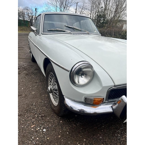 1013 - (PLEASE NOTE: 10% BUYERS PREMIUM FOR THIS LOT ONLY) A BRITISH CLASSIC MGB GT SPORTS CAR, mark lll, i... 