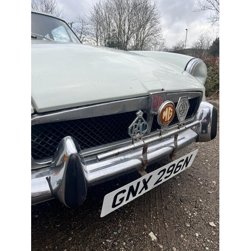 1013 - (PLEASE NOTE: 10% BUYERS PREMIUM FOR THIS LOT ONLY) A BRITISH CLASSIC MGB GT SPORTS CAR, mark lll, i... 