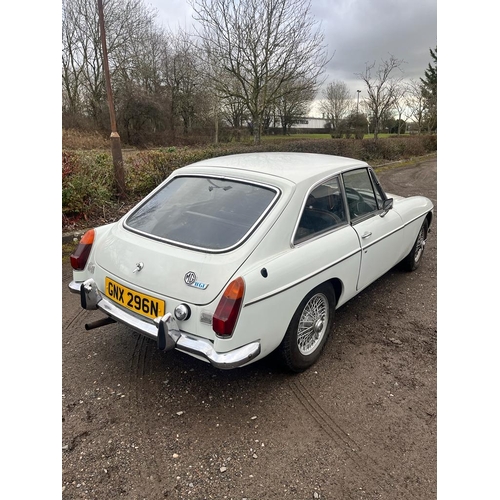 1013 - (PLEASE NOTE: 10% BUYERS PREMIUM FOR THIS LOT ONLY) A BRITISH CLASSIC MGB GT SPORTS CAR, mark lll, i... 