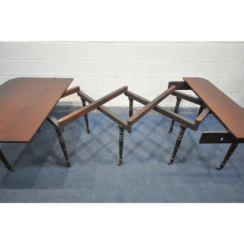 1199 - A REGENCY MAHOGANY CONCERTINA ACTION EXTENDING DINING TABLE, with two sized additional leaves, on te... 