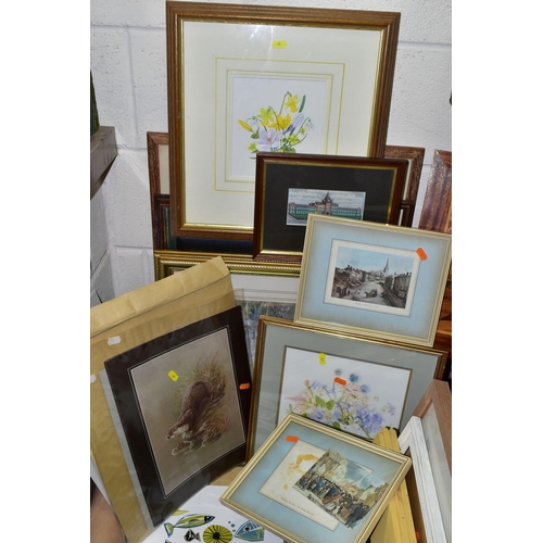 495 - A BOX AND LOOSE SUNDRY ITEMS ETC, to include a quantity of pictures and prints including a Pamela Bl... 